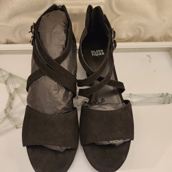 Eileen Fisher Black Leather "Kyra" Block Heeled Sandals. NIB. Size: various - Picture 4 of 15